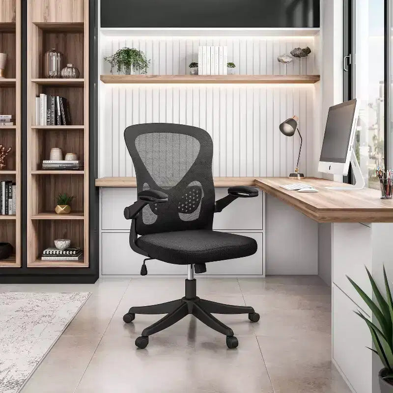 Fauteuil de bureau en maille avec accoudoirs relevables noir, ergonomique, réglable, pivotant, piètement en nylon